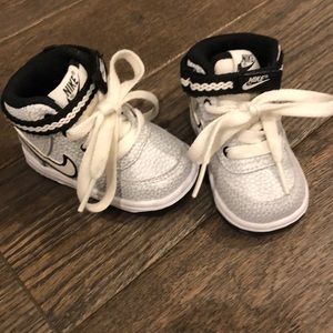 Nike size 3c high tops